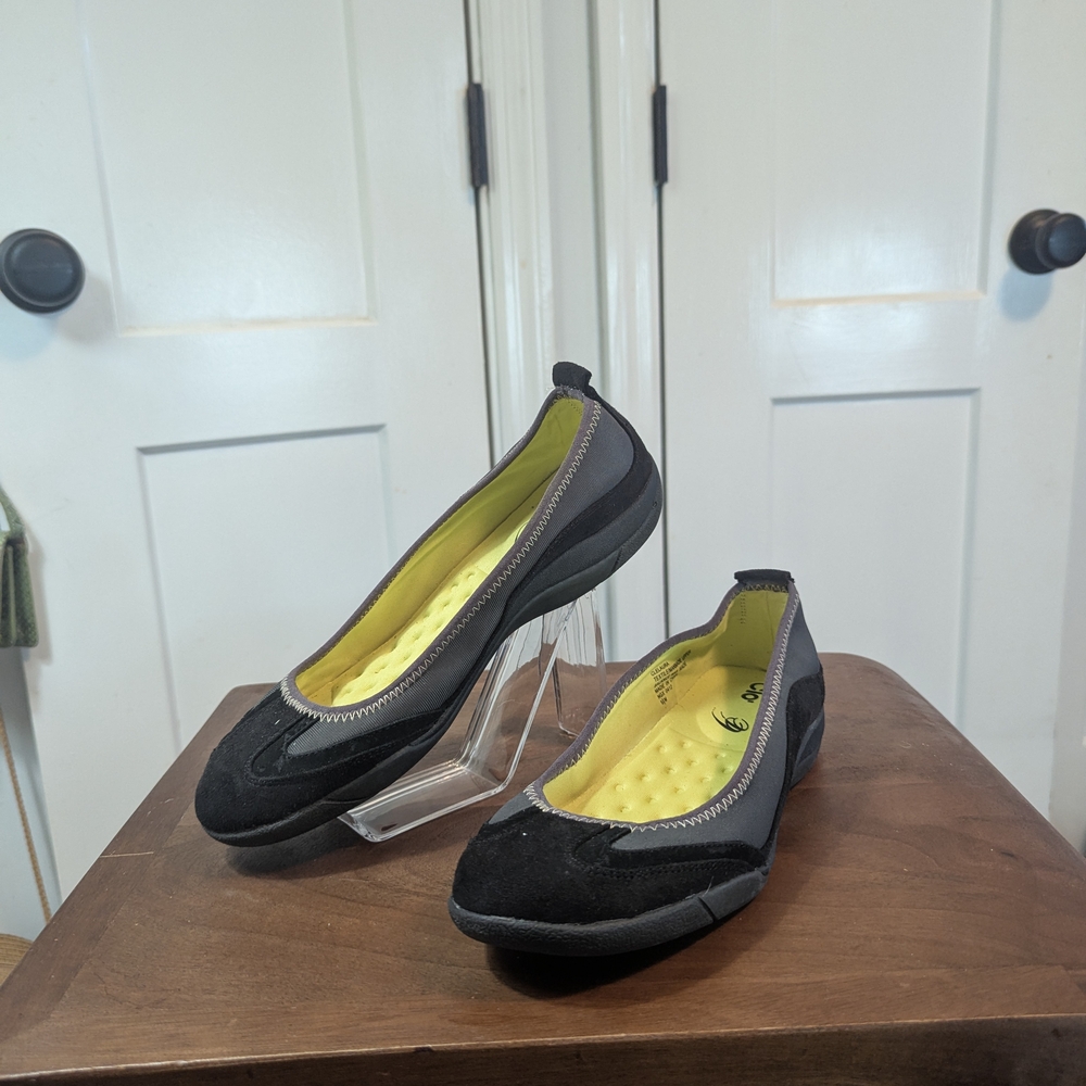 Cloud 9 Black Loafers Slip-ons Rounded Toe Comfy Sz 9.5 Even Used Condition